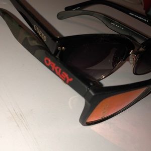Frog skin Oakley’s , includes Guess pair